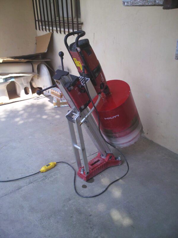 Carottatrice Hilti DD 130 e DD 230 con Operatore Esperto - immagine 2